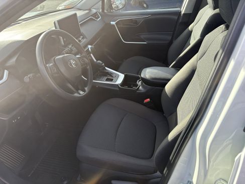 Used 2023 Toyota RAV4 LE image 3