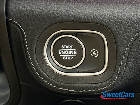 Used 2025 Mercedes-Benz GLE 53 AMG 4MATIC Coupe image 32