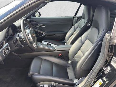 Used 2014 Porsche 911 Carrera 4S image 12