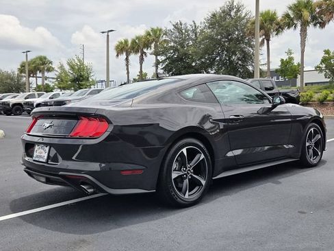 Used 2022 Ford Mustang Coupe RWD image 6