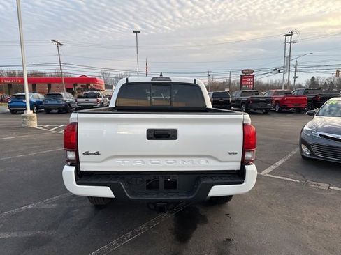 Used 2023 Toyota Tacoma SR image 3