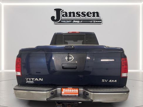 Used 2012 Nissan Titan SV image 6