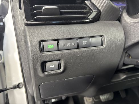 Used 2021 Nissan Sentra SV image 26