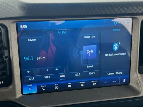 Used 2024 Ford Bronco Outer Banks image 18