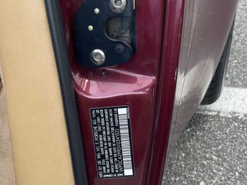 Used 1997 Porsche 911 Carrera image 17