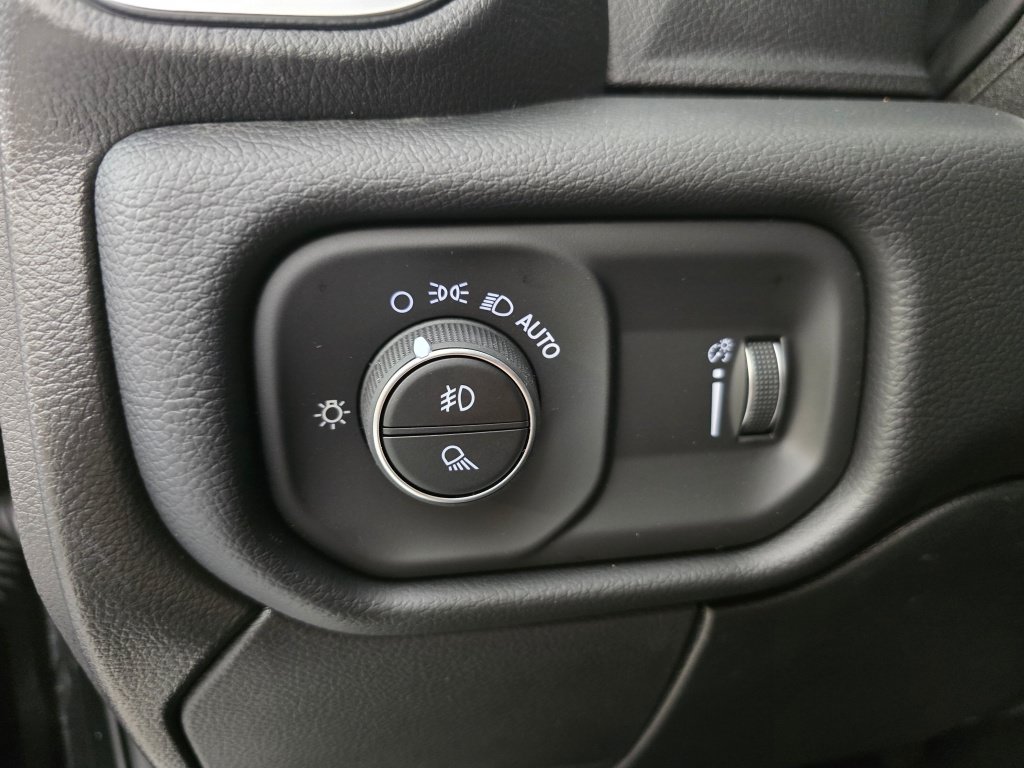 New 2026 RAM 2500 Big Horn AWD/4WD image 24