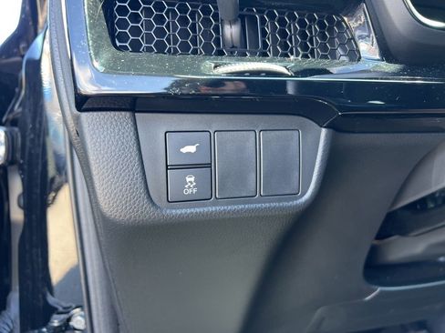 Used 2023 Honda CR-V Sport Touring image 17