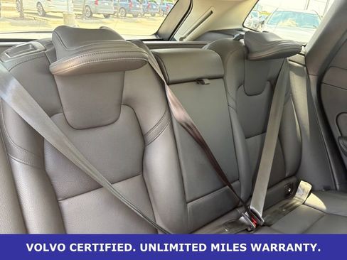 Certified 2023 Volvo XC60 B5 Plus w/ Climate Package AWD/4WD image 34