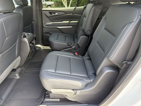 New 2026 Chevrolet Traverse LT w/ Driver Confidence Package FWD image 22