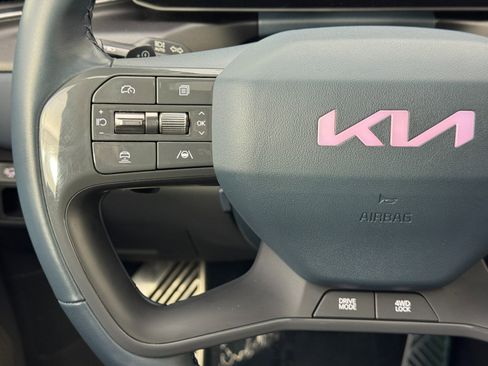 Used 2024 Kia EV9 GT-Line image 22
