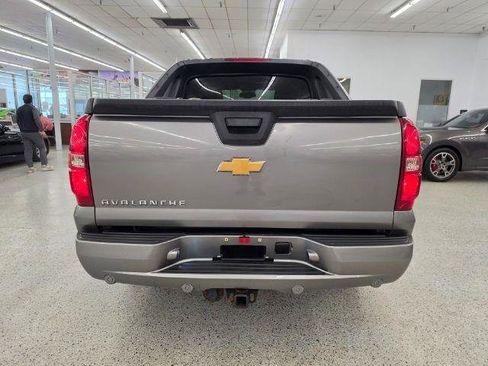 Used 2012 Chevrolet Avalanche LT w/ All-Star Edition AWD/4WD image 5