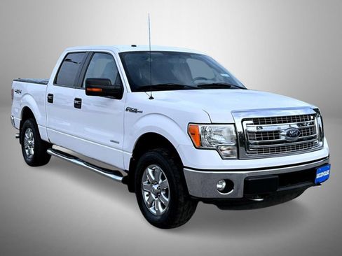 Used 2014 Ford F150 XLT w/ Equipment Group 302A Luxury AWD/4WD image 3