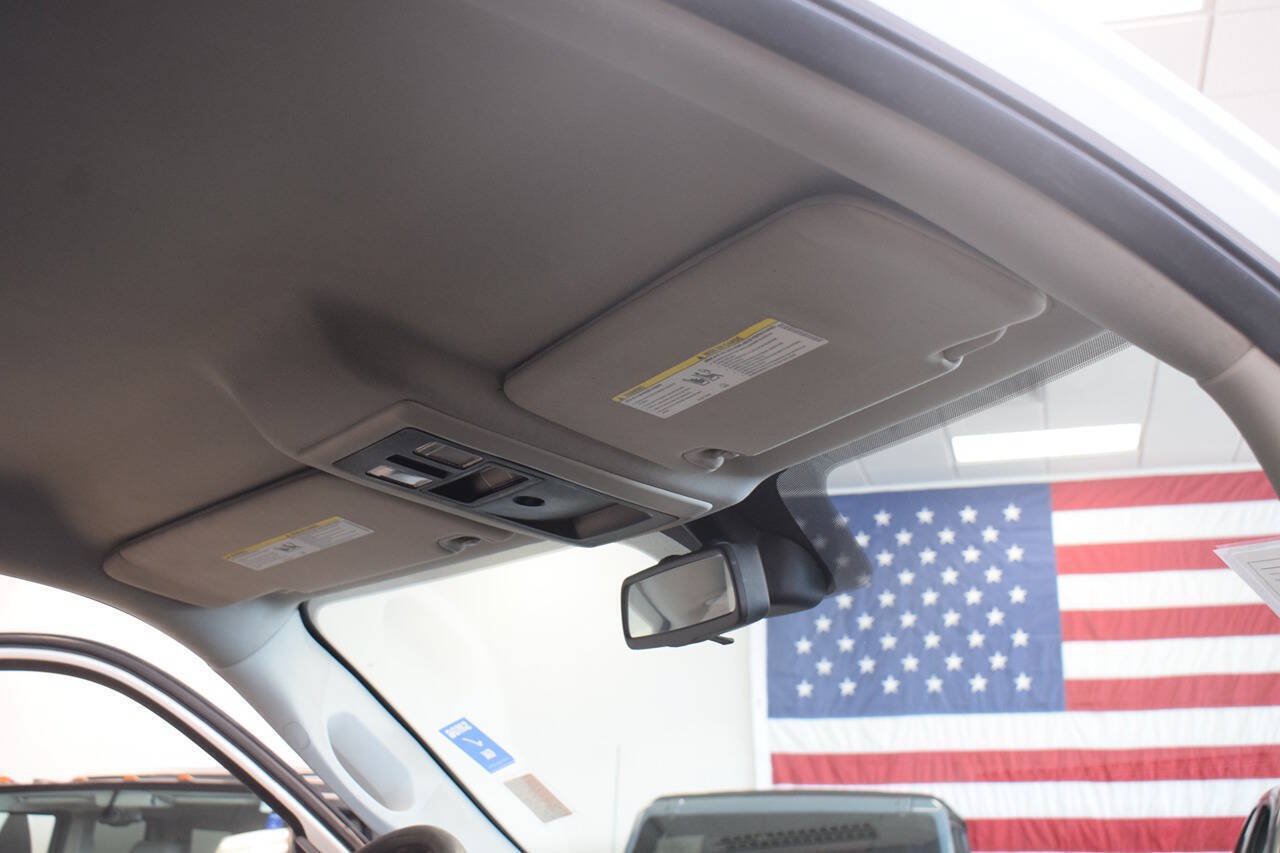 Used 2015 RAM 1500 Tradesman w/ Power & Remote Entry Group AWD/4WD image 27