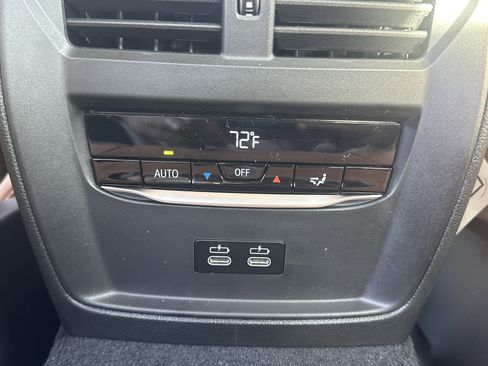 New 2026 BMW 330i Sedan w/ M Sport Package image 25