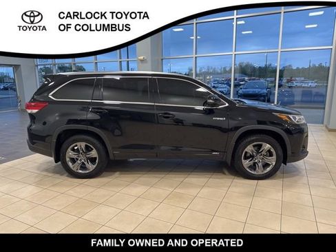 Used 2019 Toyota Highlander Limited Platinum image 6