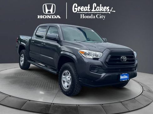 Used 2020 Toyota Tacoma SR AWD/4WD image 1
