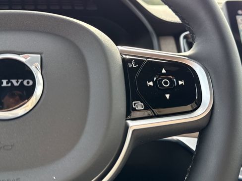 New 2026 Volvo XC90 B6 Ultra image 25