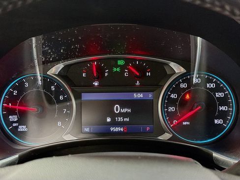Used 2019 Chevrolet Equinox Premier FWD image 13