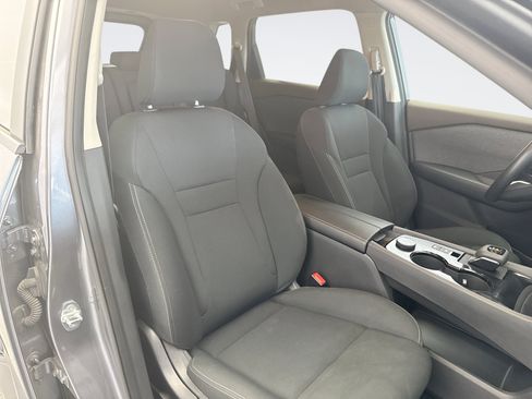 Used 2023 Nissan Rogue S AWD/4WD image 17