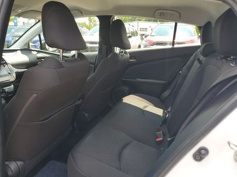 Used 2022 Toyota Prius LE FWD image 11
