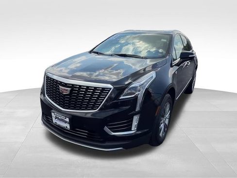 Certified 2023 Cadillac XT5 Premium Luxury w/ LPO, Floor Liner Package AWD/4WD image 2