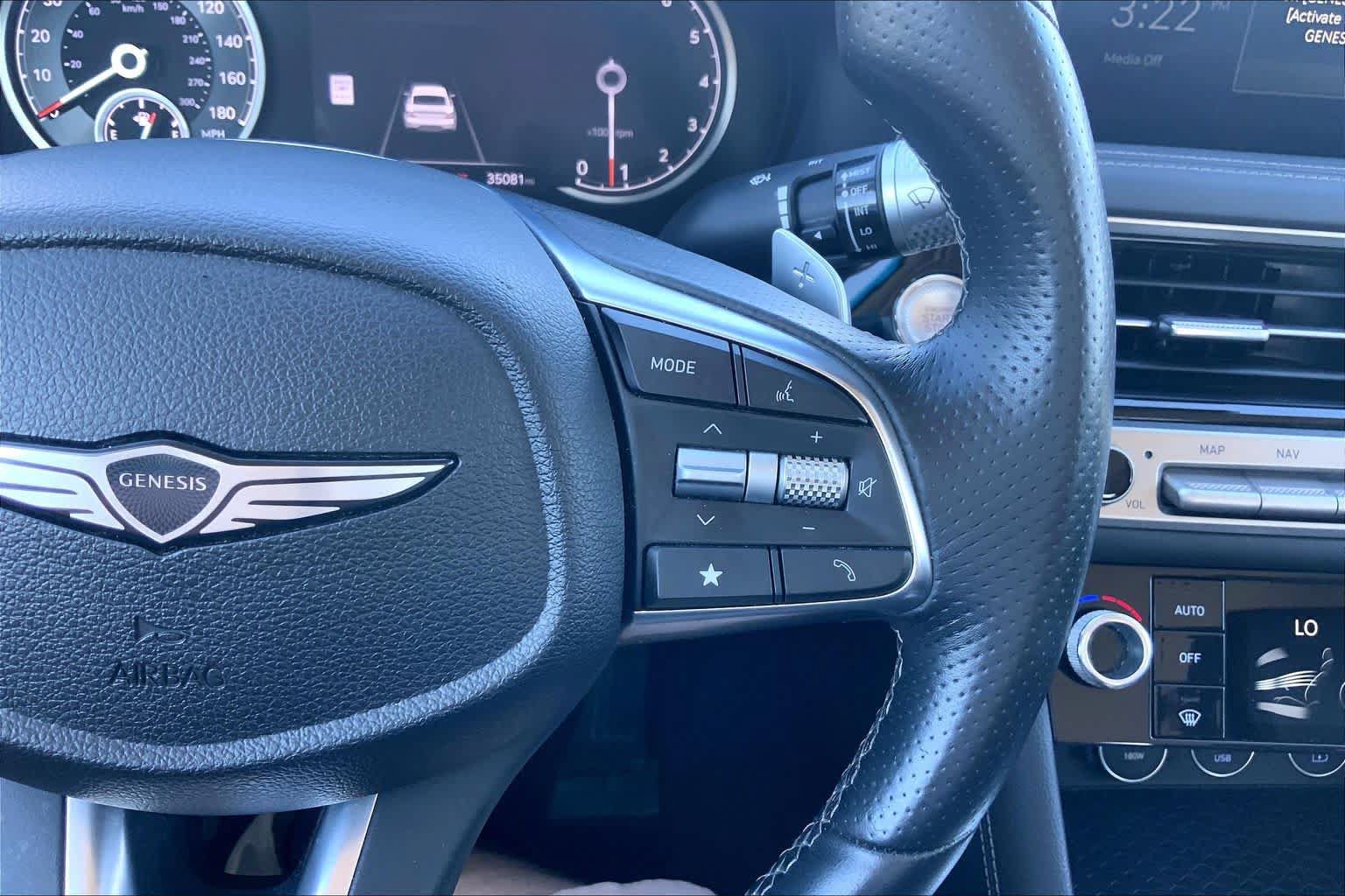 Used 2025 Genesis G70 2.5T AWD/4WD image 24
