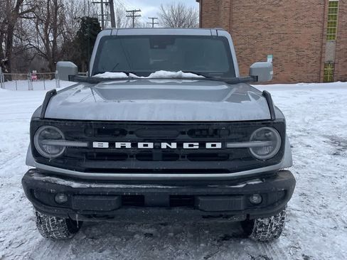 Used 2023 Ford Bronco Outer Banks image 6