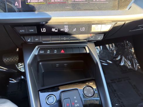 Used 2022 Audi A3 2.0T Premium image 29