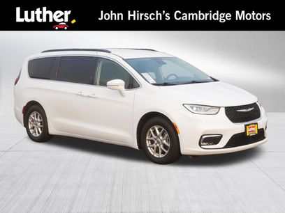 Used 2022 Chrysler Pacifica Touring-L