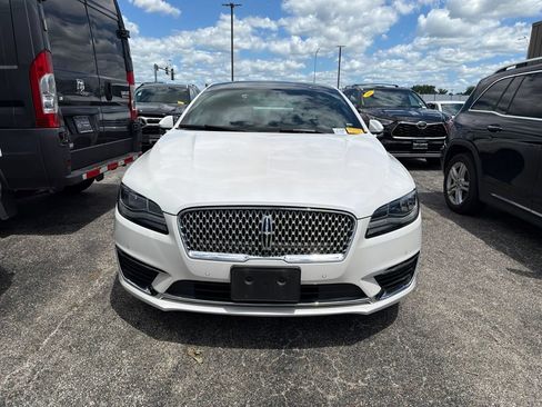 Used 2017 Lincoln MKZ Reserve w/ Luxury Package FWD image 3