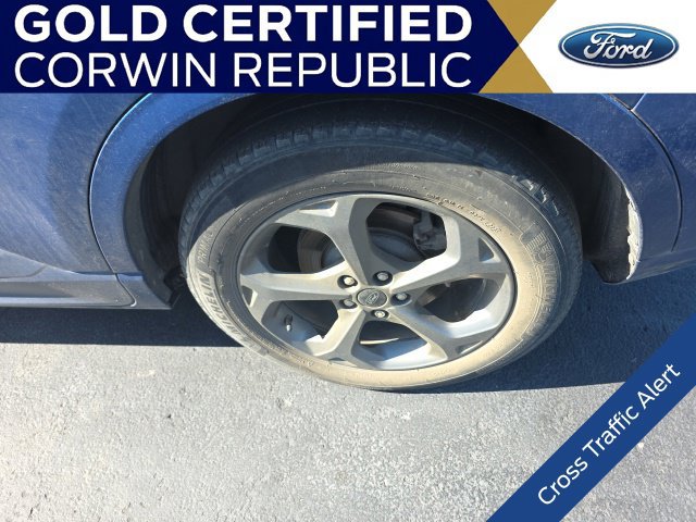 Used 2023 Ford Escape ST-Line w/ Tech Pack #1 FWD image 9