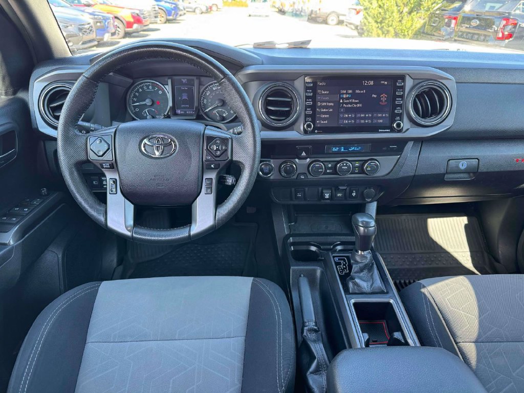 Used 2021 Toyota Tacoma TRD Off-Road AWD/4WD image 18