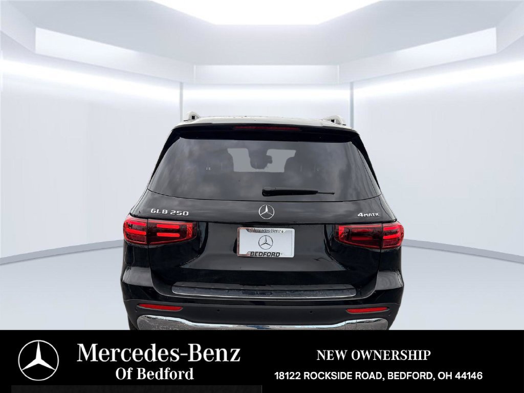 New 2026 Mercedes-Benz GLB 250 4MATIC image 5