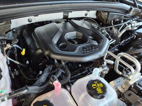 Used 2023 Jeep Grand Cherokee 4WD 4xe image 22