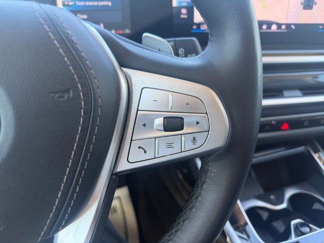 Used 2025 BMW X7 xDrive40i AWD/4WD image 23