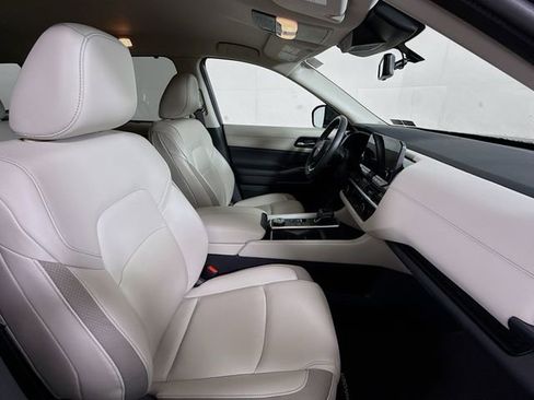 Certified 2023 Nissan Pathfinder SL image 30