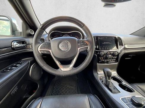 Used 2021 Jeep Grand Cherokee Overland AWD/4WD image 5