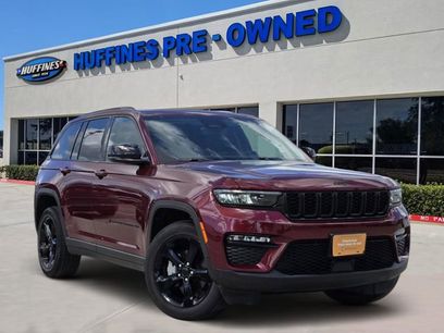 Used 2023 Jeep Grand Cherokee Limited w/ Black Appearance Package