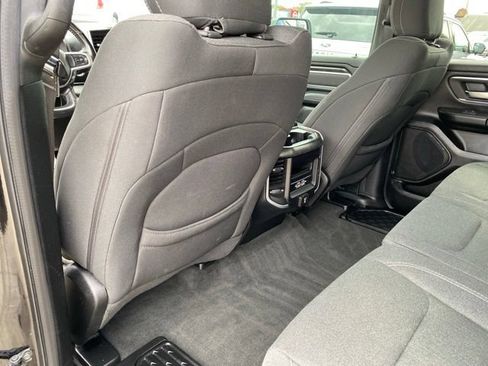 Used 2020 RAM 1500 Big Horn AWD/4WD image 32