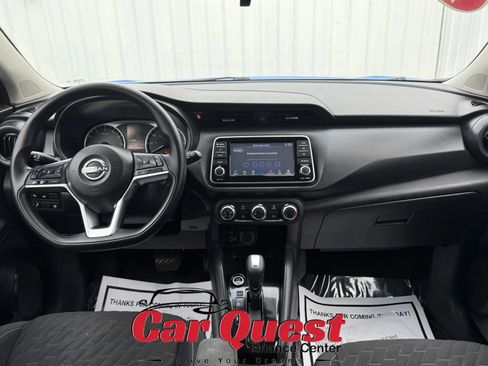 Used 2022 Nissan Kicks S FWD image 23