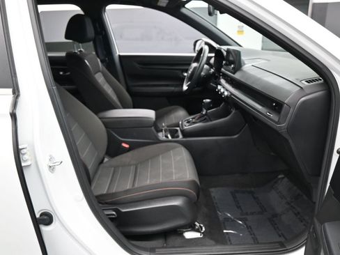 Used 2024 Honda CR-V Sport image 42