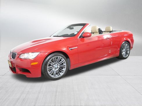 Used 2009 BMW M3 Convertible image 3