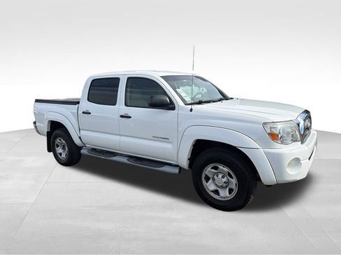 Used 2009 Toyota Tacoma PreRunner image 7