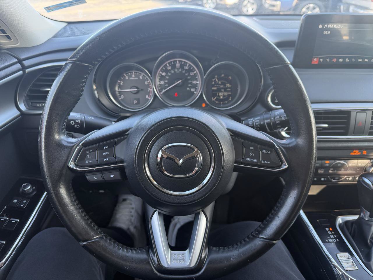 Used 2018 MAZDA CX-9 Sport AWD/4WD image 17