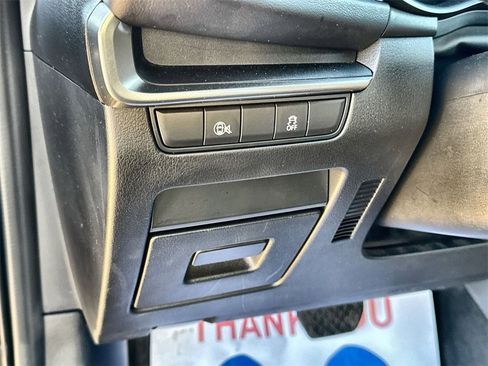 Used 2024 MAZDA MAZDA3 s image 16