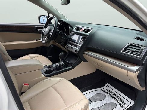 Used 2015 Subaru Outback 2.5i Limited AWD/4WD image 15