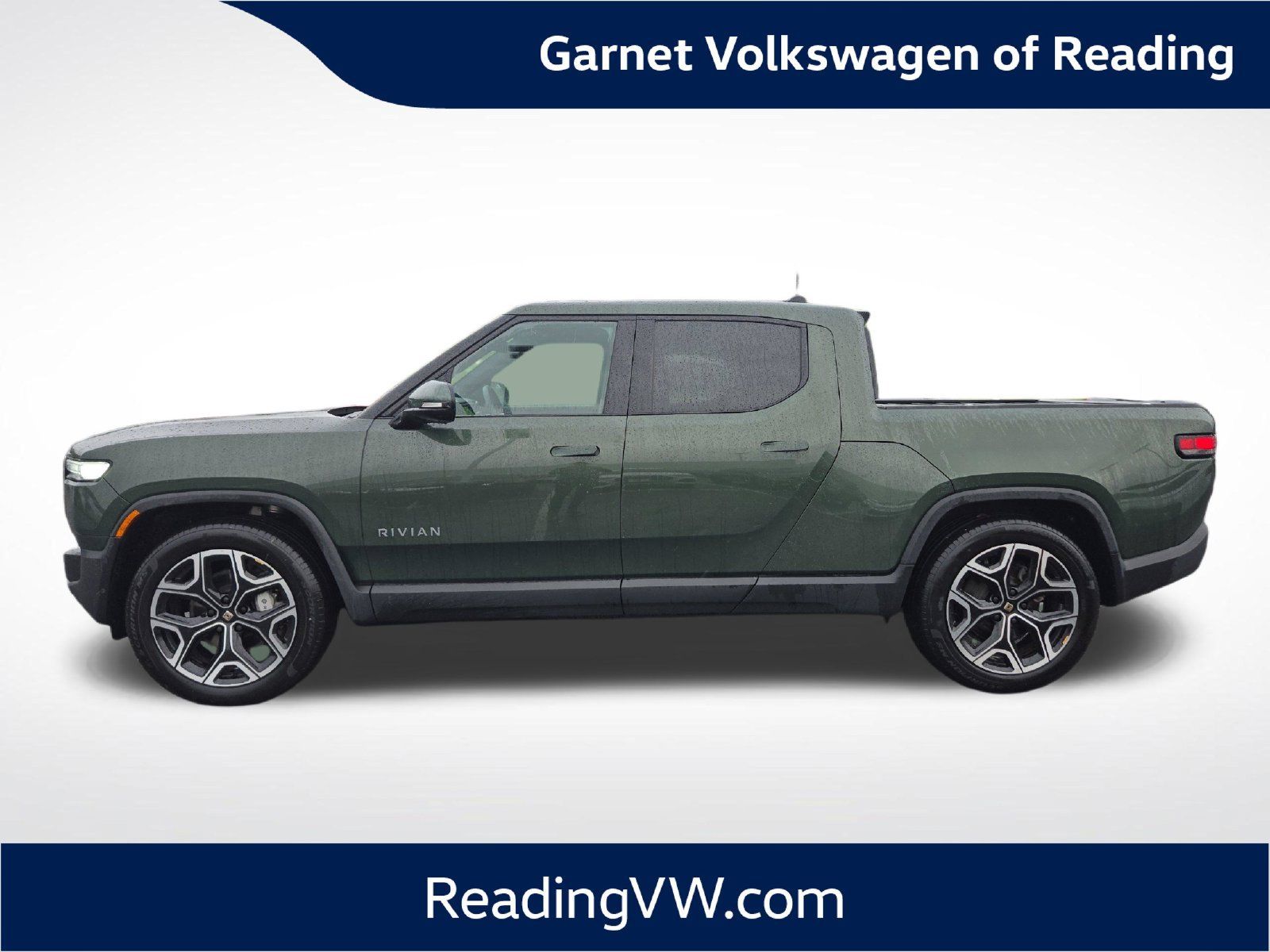 Used 2025 Rivian R1T Adventure Dual AWD/4WD image 2