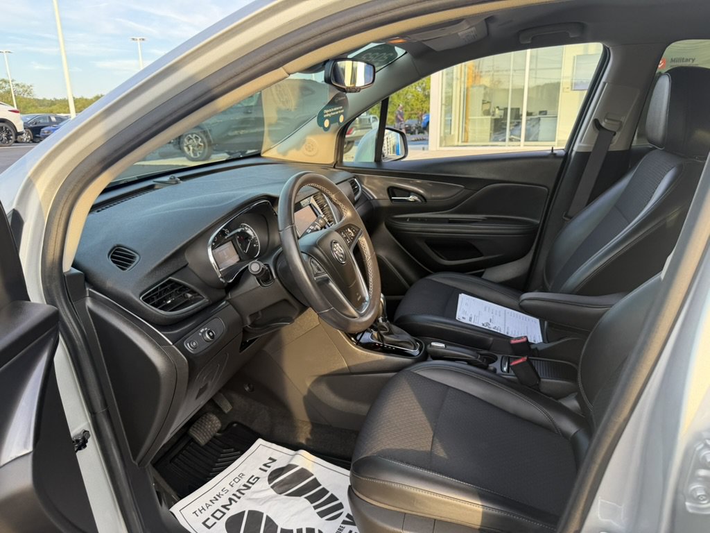 Certified 2022 Buick Encore Preferred AWD/4WD image 16