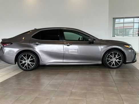 Certified 2023 Toyota Camry SE w/ Audio Upgrade Package FWD image 3
