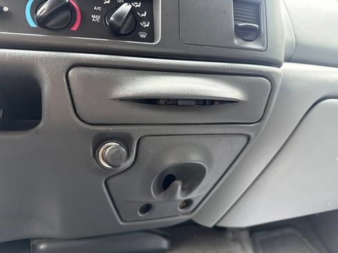 Used 2003 Ford F350 Lariat AWD/4WD image 23
